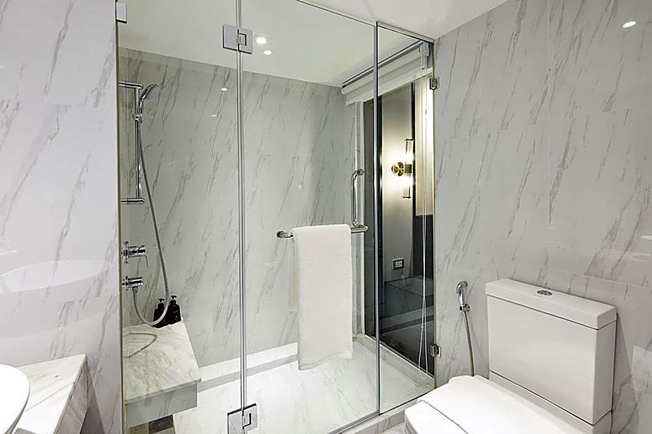 Grace Hotel Bangkok (SHA Plus)