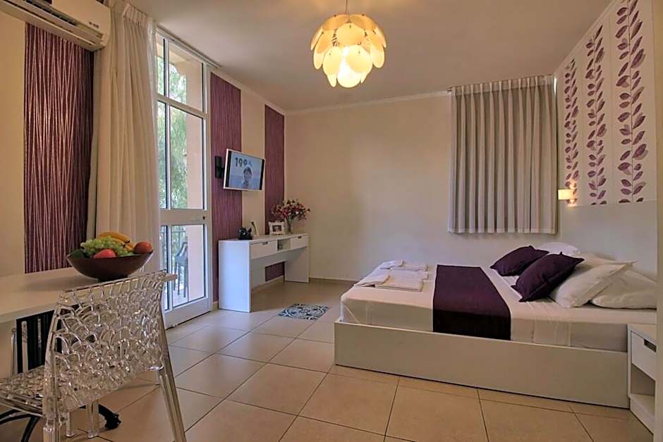 1926 Designed ApartHotel