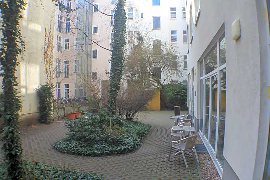 Nu Wave Hotel Berlin - Digital Check-In