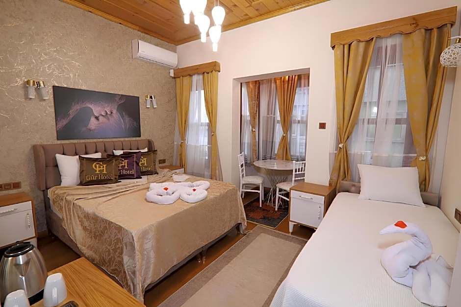 Royal Gur Hotel