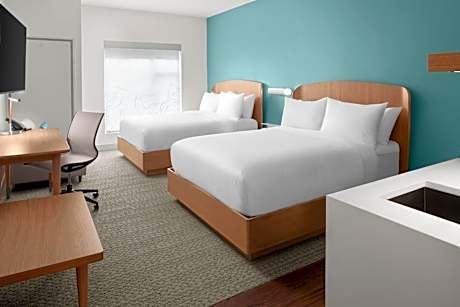 Element Charlotte Uptown