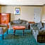 Travelodge by Wyndham Costa Mesa Newport Beach Hacienda