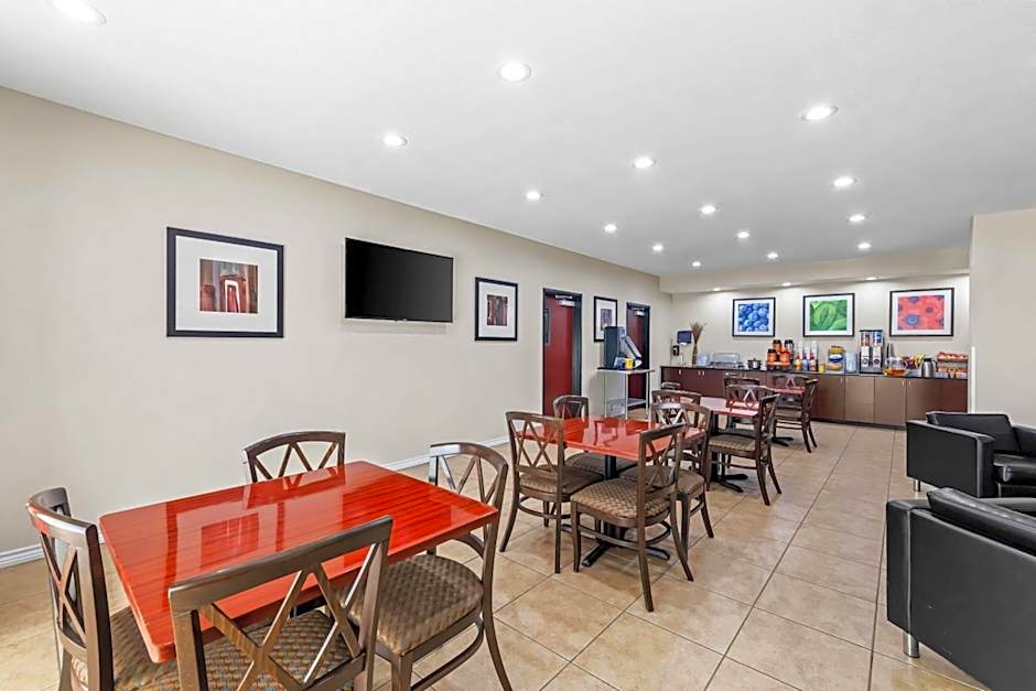 Days Inn by Wyndham Rockdale Texas