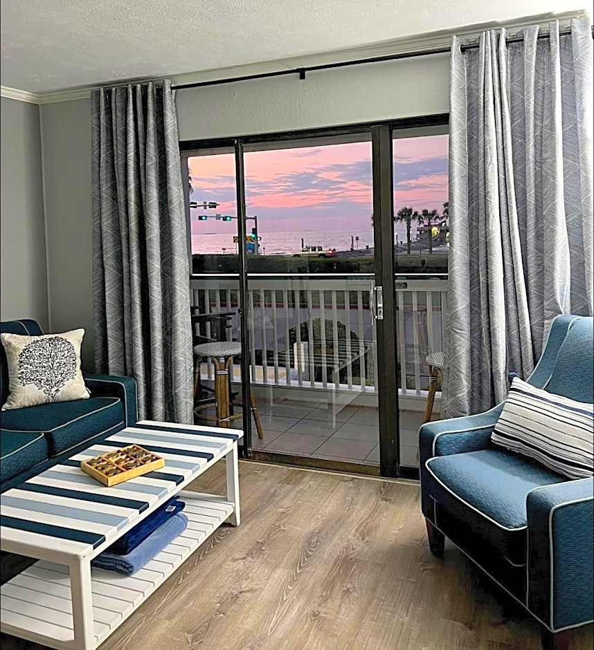 Sea Chase with an ocean view at Casa Del Mar