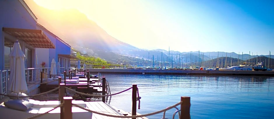 Doria Hotel & Yacht Club