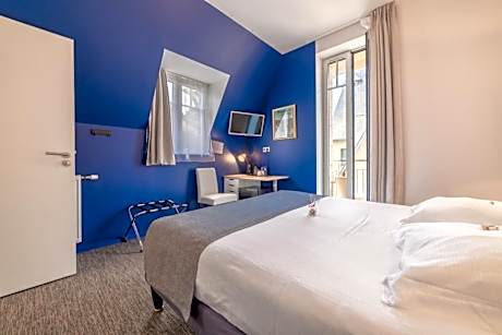 Double Room with Courtyard View