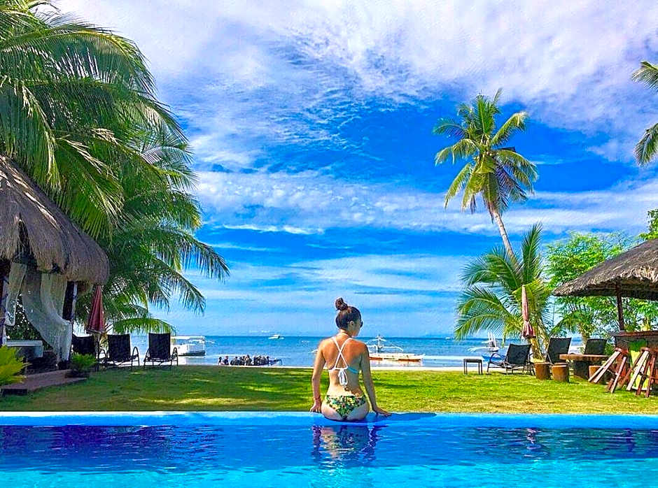 Bohol South Beach Hotel