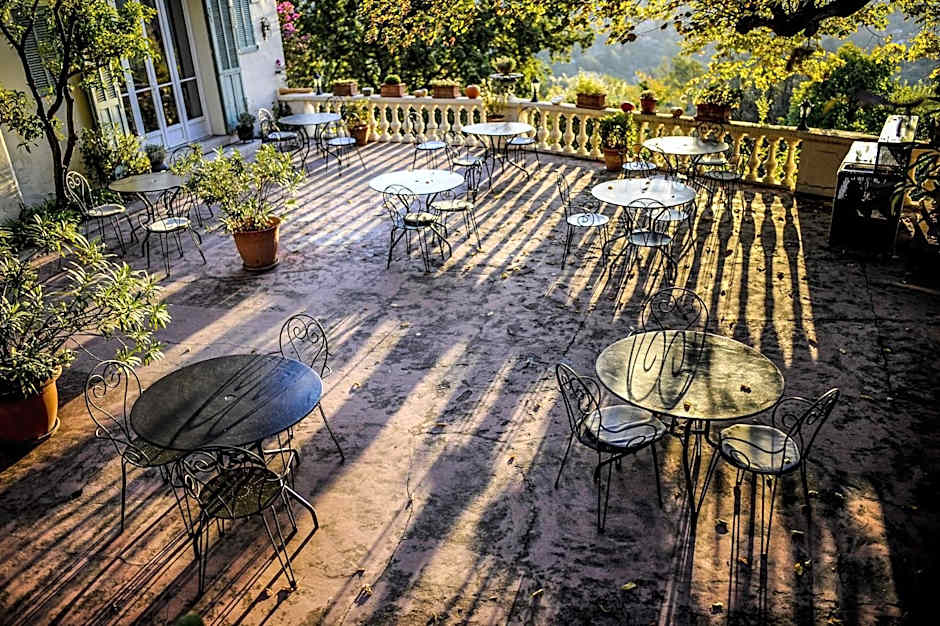 Logis Hotel La Bellaudiere