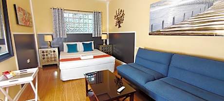 Double Room with Shared Bathroom