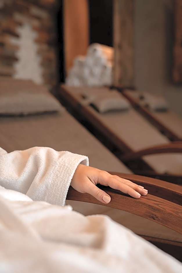 Palazi Apartments & Spa