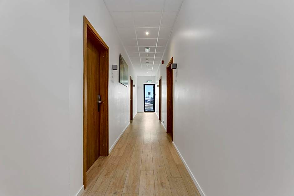 Blue Mountain Apartments by Heimaleiga