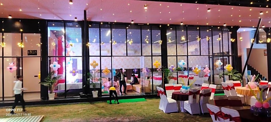 Pitambara Lawn and Rooms