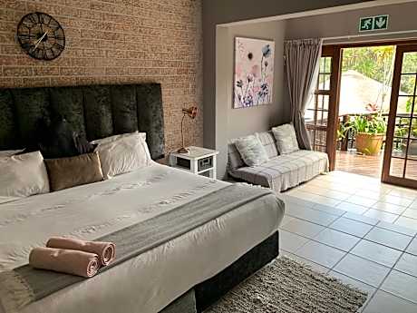 Deluxe Double or Twin Room with River View