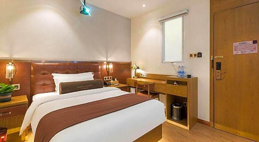 James Joyce Coffetel Shijiazhuang the Mixc Jinyuan Tower Airport Bus