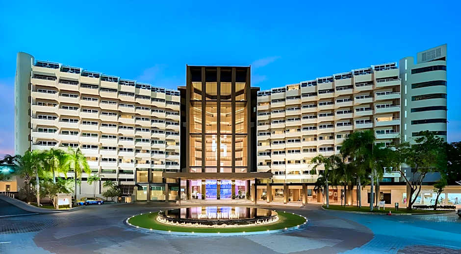 Royal Cliff Beach Hotel