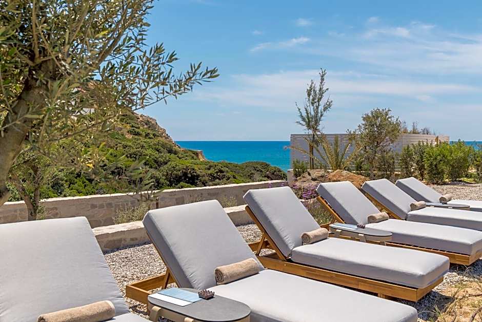 Golden Milos Beach Ηouse by Domotel