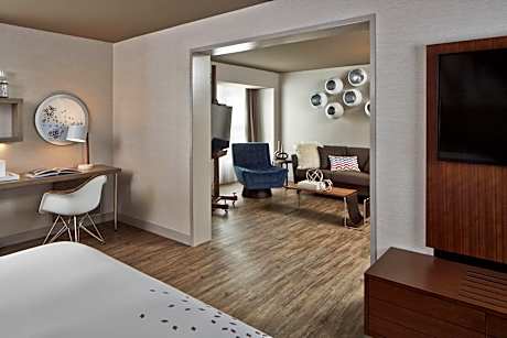 Pebble Beach Suite, 1 Bedroom Smaller Suite, 1 King
