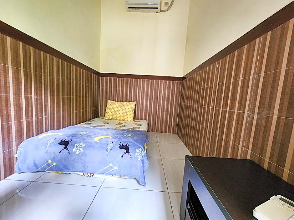 Homey Guesthouse near Sby Zoo (Syariah) 