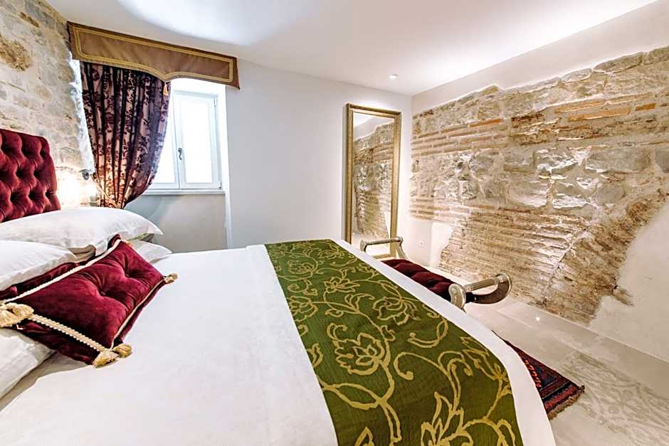 Villa Nepos Hotel