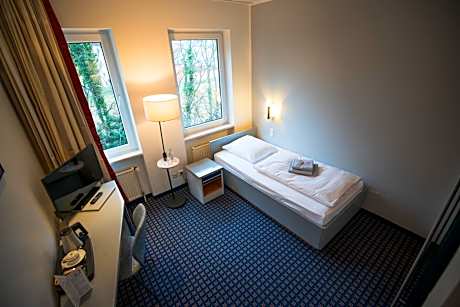 Budget Single Room