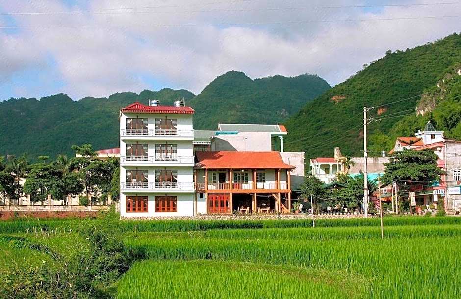 Mai Chau Valley View Hotel