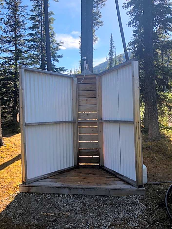 Vines and Puppies Hideaway