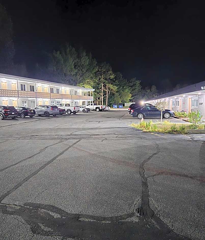 Nashoba Valley Inn & Suites