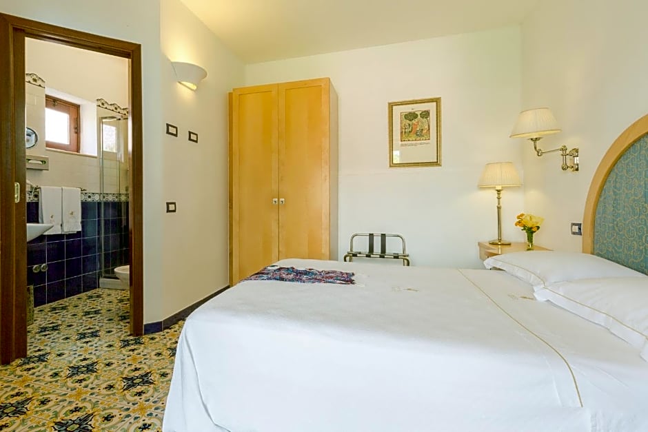Hotel Eros