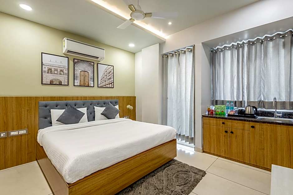 Wandr Hotel Medicity Gurugram, Near Medanta Hospital