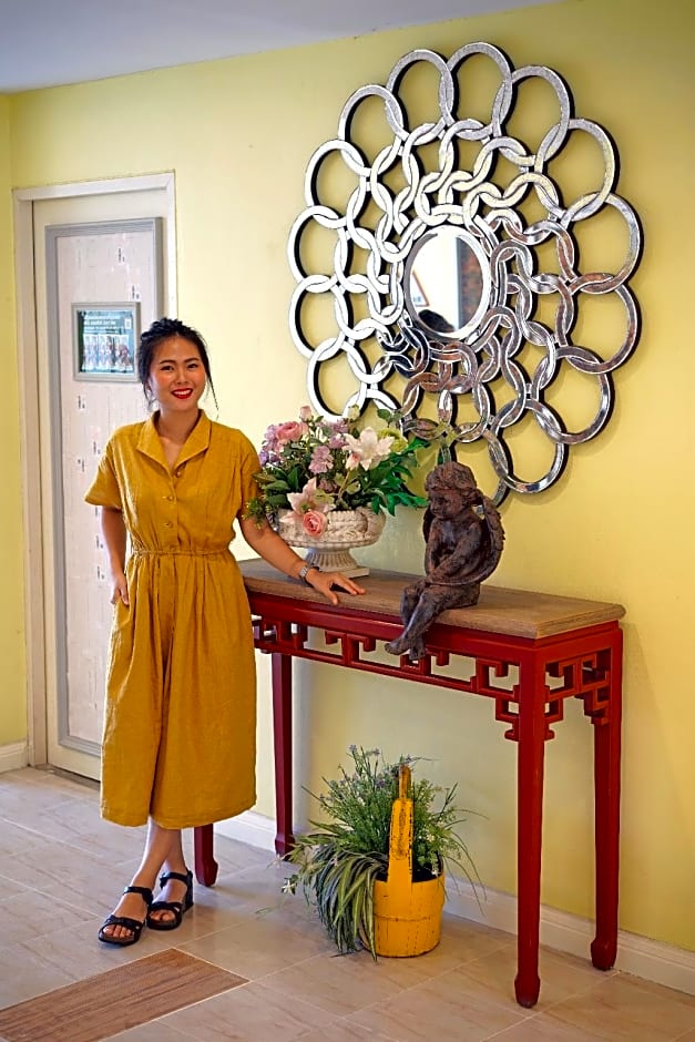 Caza V1 Serviced Apartment