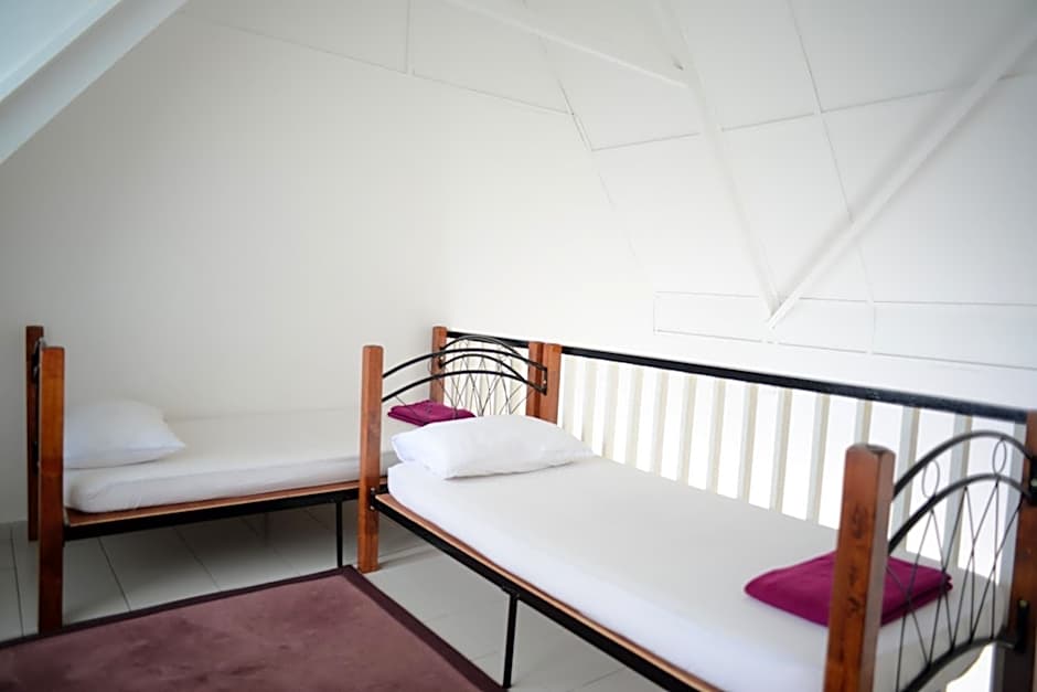 Tiny Boutique Habitat