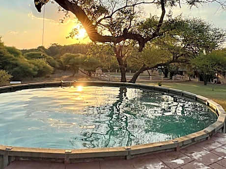 Rustenzicht Lodge and Wedding Venue