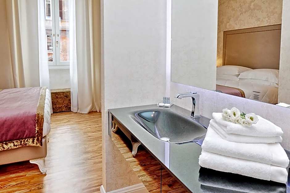 BQ House COLOSSEUM Luxury Rooms