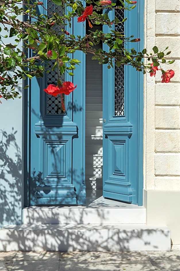 Mirabile Luxury Suites