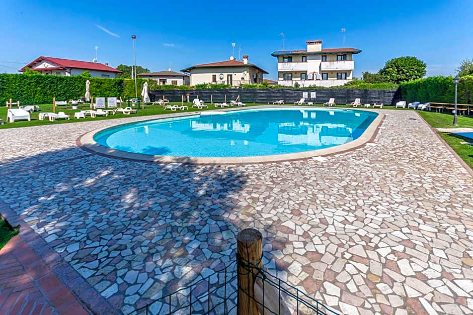 Hotel Residence - Il Giardino del Cigno