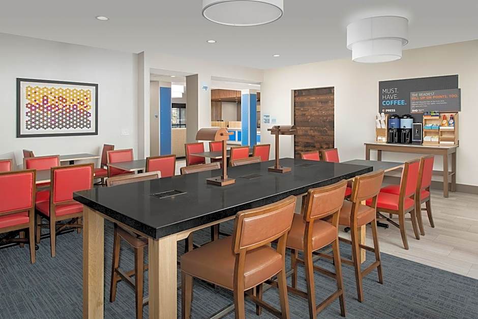 Holiday Inn Express Puyallup By IHG