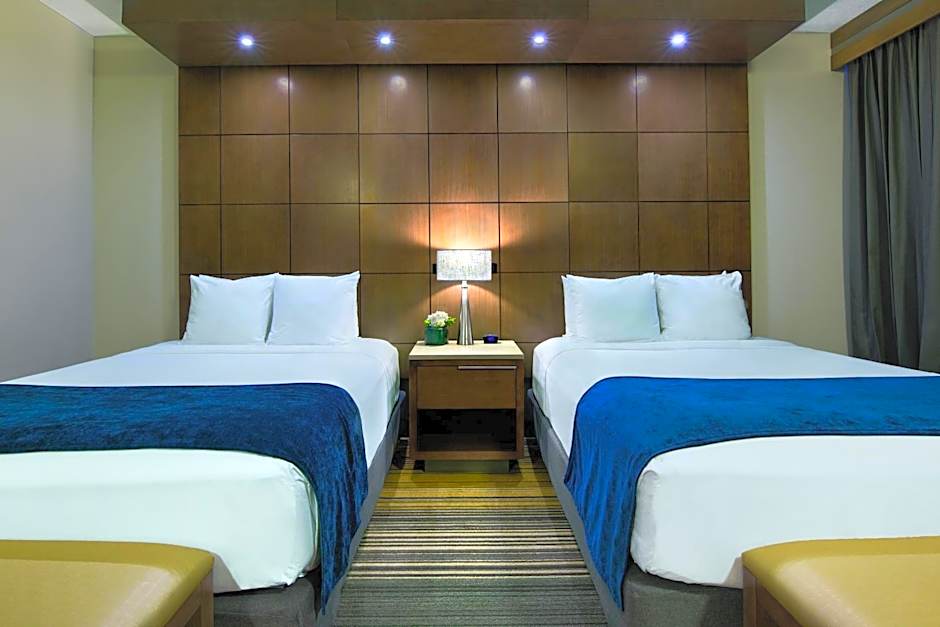 Oxford Suites Spokane