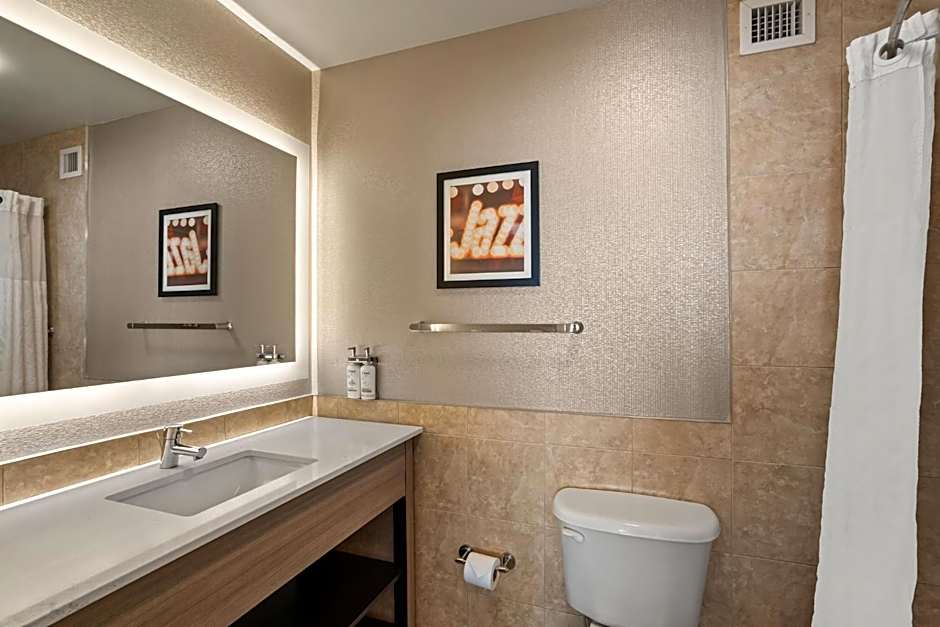 Holiday Inn Baton Rouge College Drive I-10 By IHG