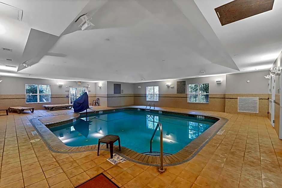 Country Inn & Suites by Radisson, Braselton