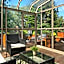 Maison Des Jardins B & B