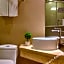 Ease Hotel (Ningbo Tianyi Sqaure Jiangxiaqiao Metro Station)