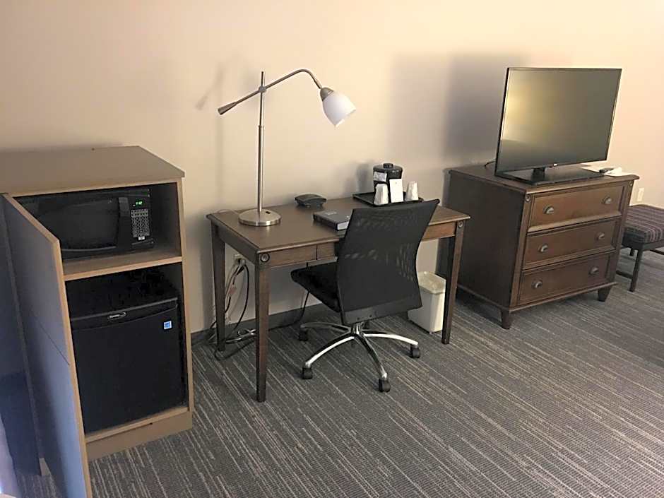 Country Inn & Suites by Radisson, Grand Rapids East, MI