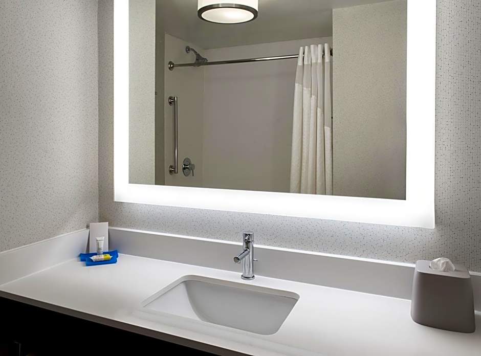 Holiday Inn Express Great Barrington By IHG