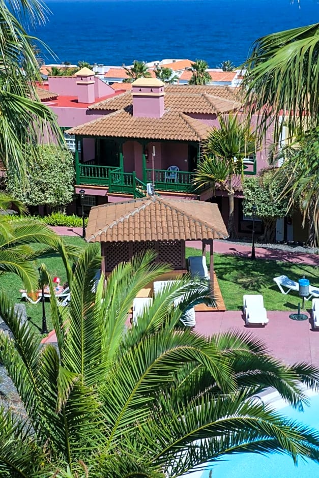 Apartamentos Oasis San Antonio