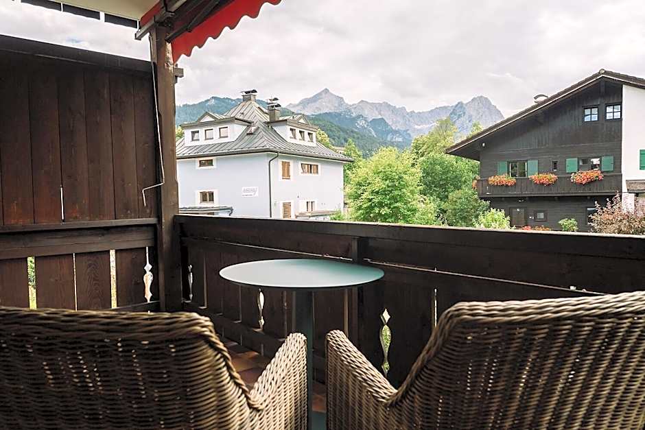 HENRI Hotel Garmisch-Partenkirchen