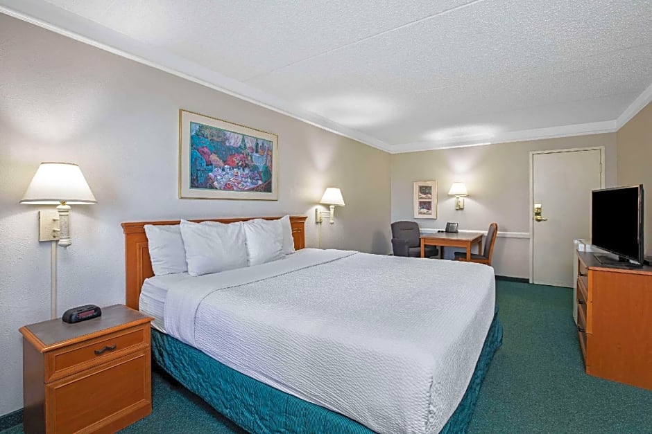 La Quinta Inn & Suites by Wyndham El Paso Lomaland