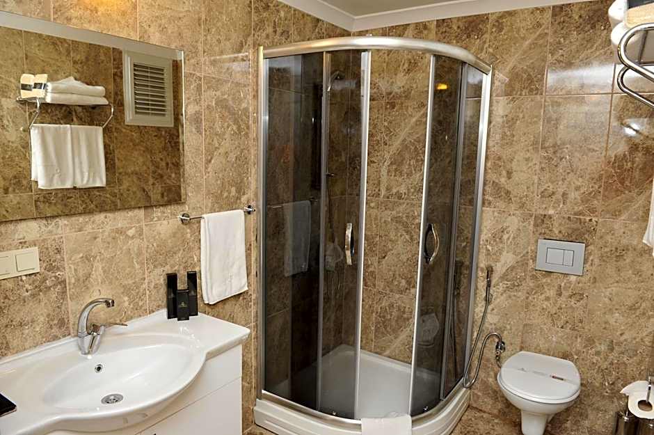 Qamar Prestige Suites