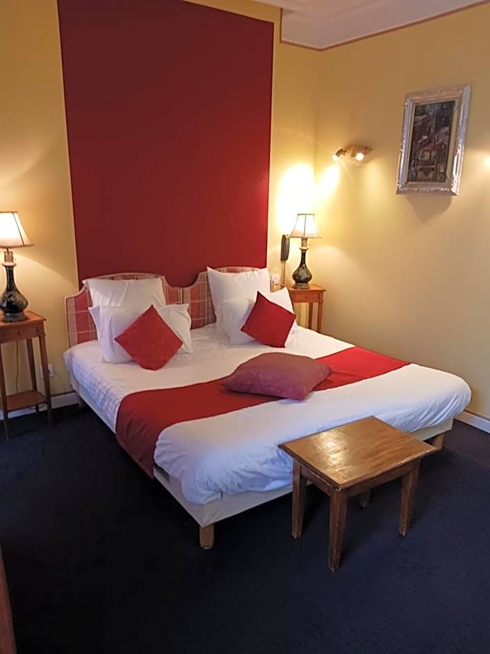 HOTEL LA COGNETTE A 25 Kilomètres de Châteauroux et 30 Kilomètres de Bourges