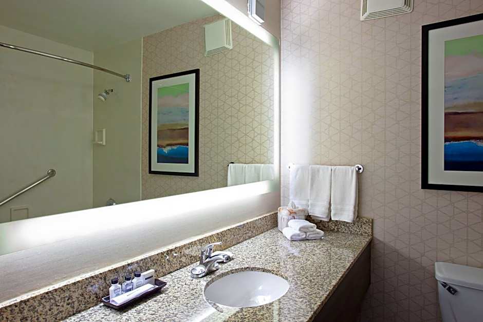 Crowne Plaza Silicon Valley North - Union City By IHG