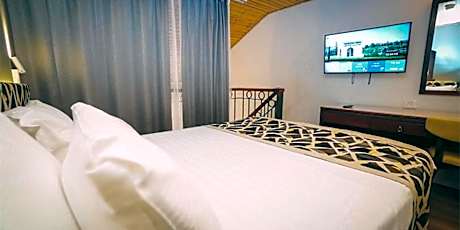 Gallery Room (2 Adults + 3 Children)